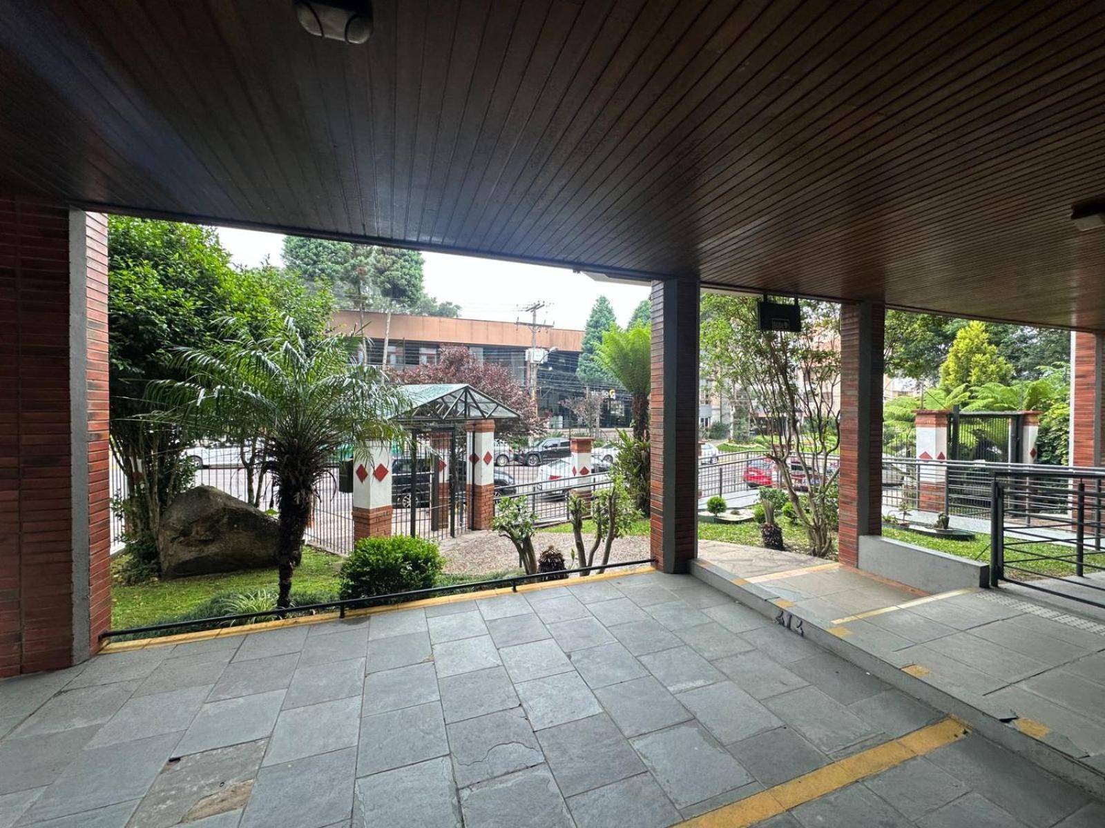 - Ed. Sao Pedro - Apto 409 Apartamento *