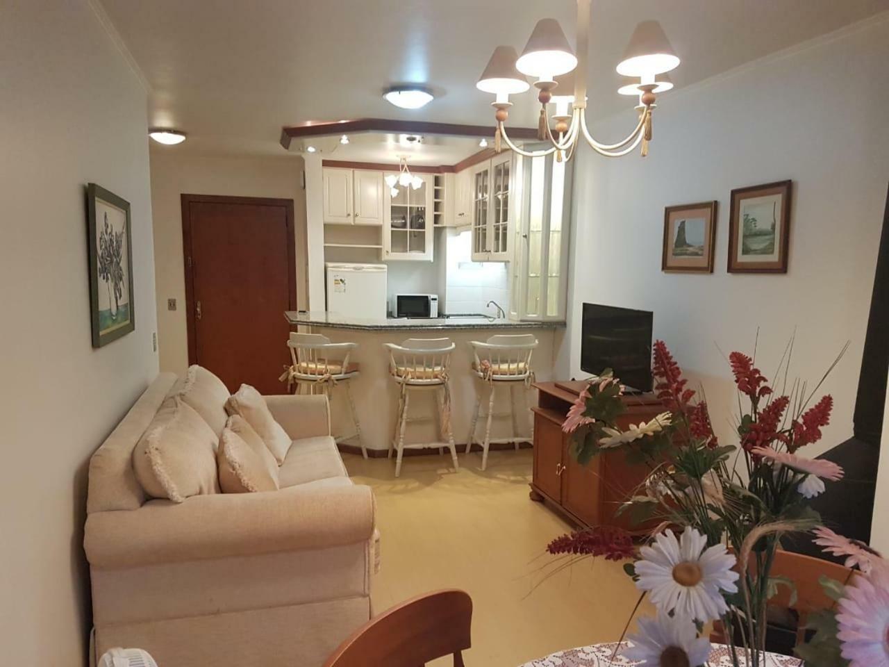 Apartamento - Ed. Sao Pedro - Apto 409 Gramado